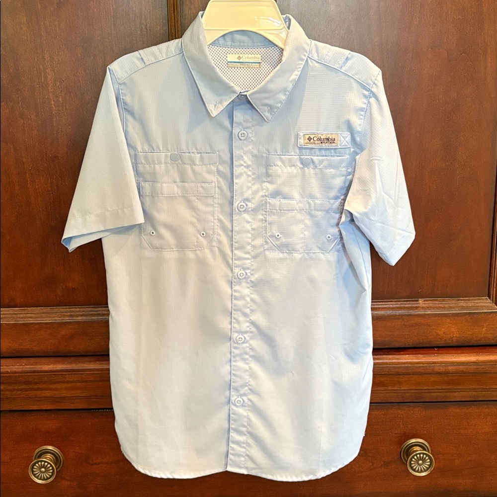 ✨ LIKE NEW ✨ Columbia PFG Sky Blue Button-Up Shirt, YL 14/16